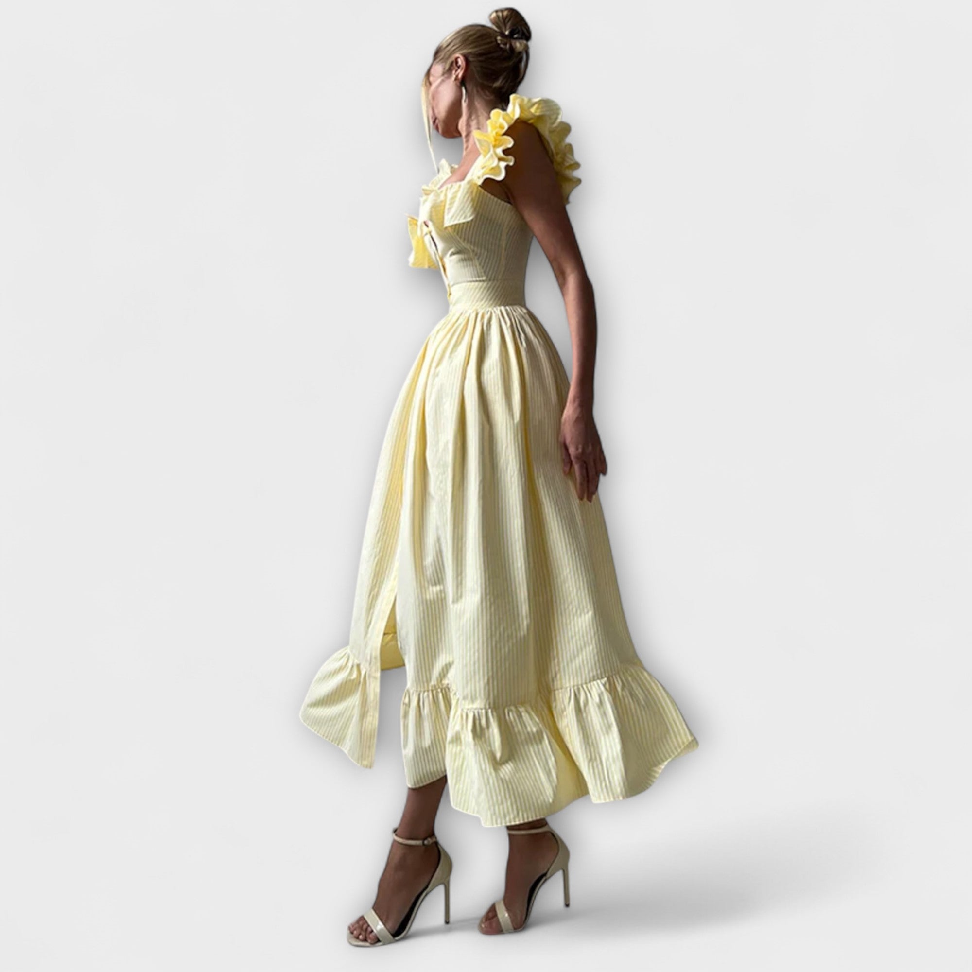 Lia - Obleka s volančki